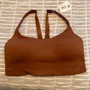 All powered up lululemon bra 36DDD